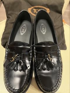 TOD'S タッセルローファー ブラック美品のサムネイル