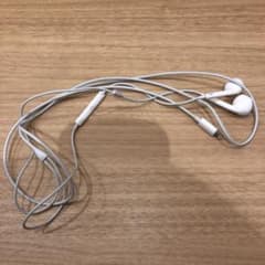 iPhone イヤホン　純正品のサムネイル