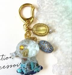 海レジン タコのオルゴナイト キーホルダー - メルカリ