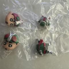 クレヨンしんちゃん 仮面ライダー コラボ ガチャ フィギュアのサムネイル