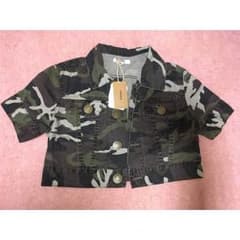迷彩柄ジャケットのサムネイル