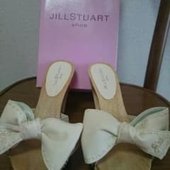価格見直し！新品未使用 JILL STUART サンダルのサムネイル