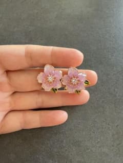 桜モチーフ ピアス ピンク ゴールドカラーのサムネイル