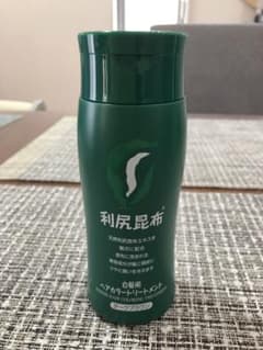 自然派clubサスティ 白髪用 利尻ヘアカラートリートメント ダークブラウンのサムネイル