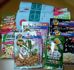 犬用（主に小型犬・中型犬）おやつなど７種１１点のサムネイル
