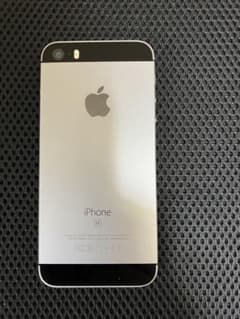 iPhone SE 第一世代 本体 16GB Softbankのサムネイル