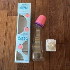 ドクターベッタ240ml哺乳瓶と丸穴乳首1つのサムネイル