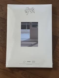宇宙少女 写真集 未開封新品 WJSN - メルカリ