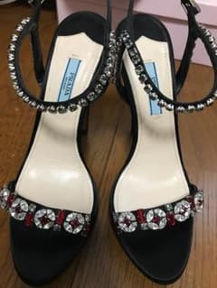 値下げ中！PRADA 美品 サンダル パーティーシューズのサムネイル