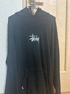 Stussy ブラック フード付きパーカーのサムネイル