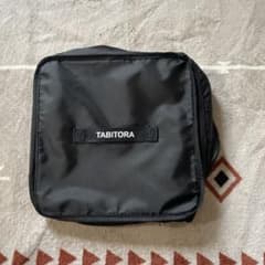 TABITORA 吊り下げトラベルポーチ 黒のサムネイル