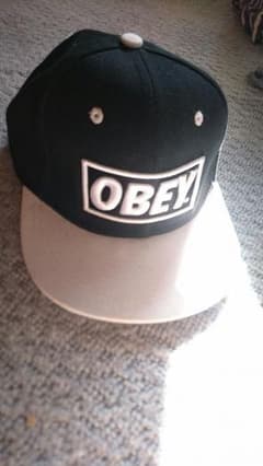 OBEYキャップのサムネイル