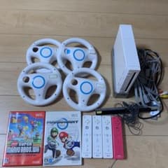 Wii 本体、カセット、マリオカートハンドルのサムネイル