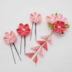 和装　七五三　成人式　桜　髪飾りのサムネイル