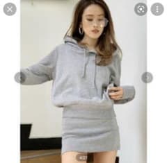 GYDA パーカーワンピースのサムネイル