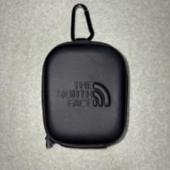 THE NORTH FACE イヤホンケース ブラックのサムネイル