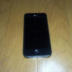 iPhone5　64ギガ　ブラック　本体のサムネイル