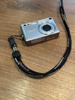 PENTAX Optio S5i オールドコンデジ動作品 sdカード 2gb付 - メルカリ