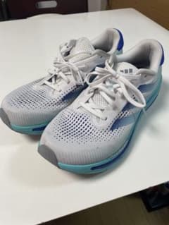 adidas スーパーノヴァライズ　ランニングシューズ ホワイト/ブルーのサムネイル