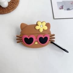 新品未使用　AirPodsケース　日焼けキティーちゃんのサムネイル