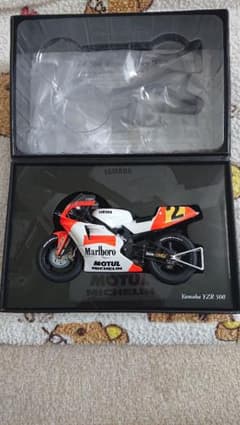 Yamaha YZR 500 ミニチャンプスのサムネイル