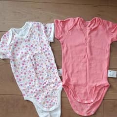 ユニクロ ロンパース肌着 半袖 90のサムネイル