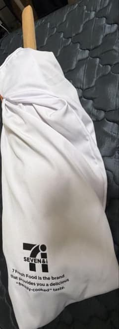 セブンイレブン 一番くじ 特賞 BIGからあげ棒クッション - メルカリ