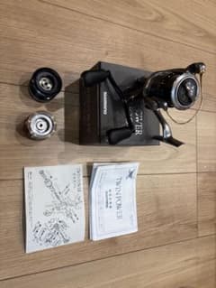 シマノ 11ツインパワー C3000 ダブルハンドル化　替スプール2個付きのサムネイル
