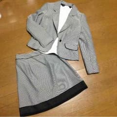 可愛いスーツ☆３点セットのサムネイル