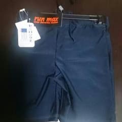 size140☆男児 スクール水着。未使用タグ付き。のサムネイル