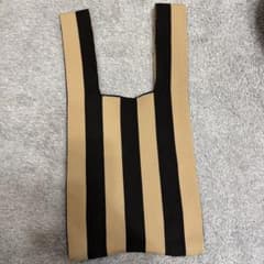 ストライプトートバッグ ベージュと黒のサムネイル