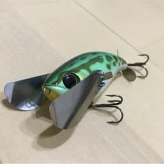 ポンパドールのサムネイル