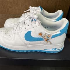 NIKEエアフォースワン　スペースジャムコラボのサムネイル
