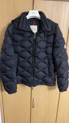 アキラ様専用　MONCLER モンクレール　 国内正規品のサムネイル