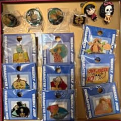 ONEPIECE ピンズ 等まとめ売りのサムネイル