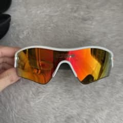 期間限定　OAKLEY　サングラスのサムネイル