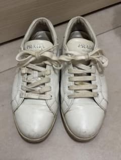 PRADA プラダ スニーカー ホワイトのサムネイル