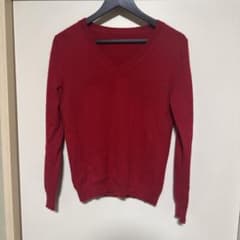 美品ユニクロ　カシミヤ　100% vネック　セーターのサムネイル