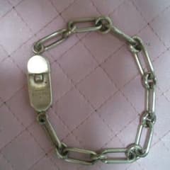 鎖のブレスレットのサムネイル