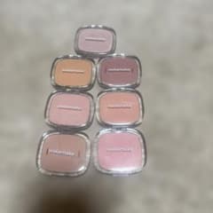 WAKEMAKE Sheer Breeze Blusher 6-color set, plus 1 highlighter color.