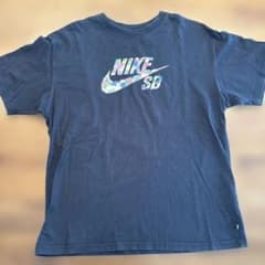 NIKE SB Tシャツ 花柄ロゴ ブラックのサムネイル