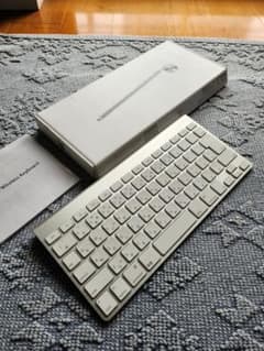 MAGIC KEYBOARD　Apple純正部品 A1314 日本語キーボードのサムネイル