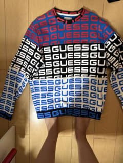 Guess トレーナーのサムネイル