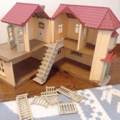 シルバニアファミリー　赤い屋根の家のサムネイル