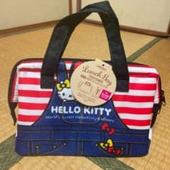 ハローキティーの二段弁当用　保冷がま口ランチバッグＭのサムネイル
