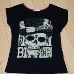 くろちゃん★様専用　スカル　黒シャツのサムネイル