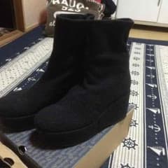 厚底ブーツのサムネイル