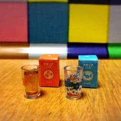 ミニチュアコレクション ガチャ ケンエレファント　アリス　花の輪のサムネイル