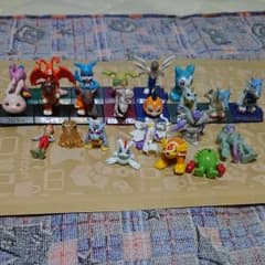 デジモン ミニ フィギュア まとめ売りのサムネイル