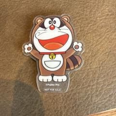 100% ドラえもん& フレンズ展アクリルバッジ ステッカー - メルカリ